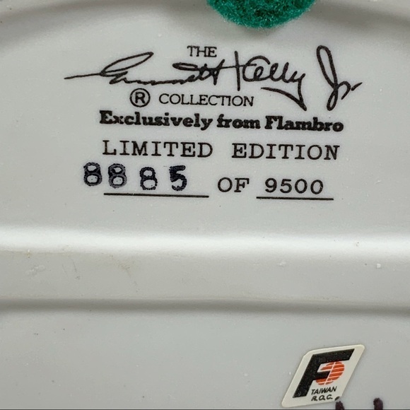 Emmett Kelly Jr. collectible figure limited number Over A Barrel clown 1930’s - Picture 6 of 8